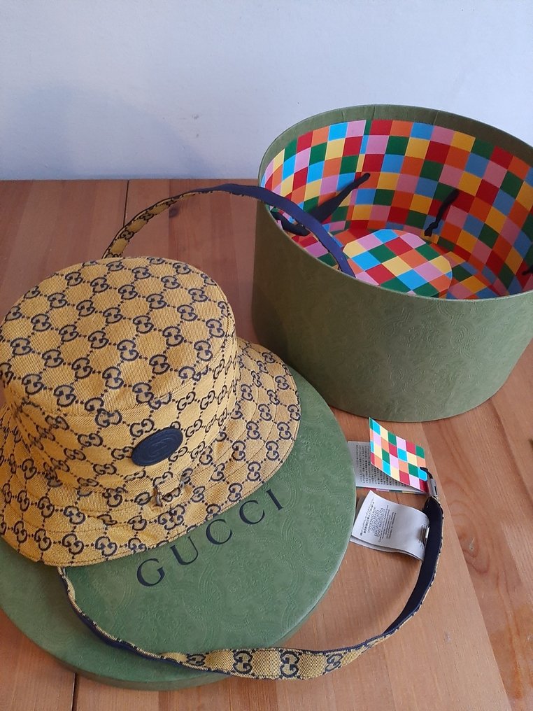 Gucci bucket store hat cost