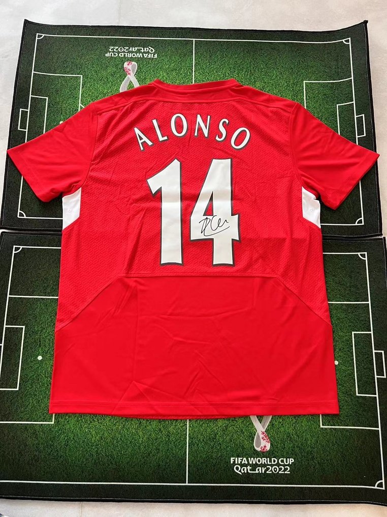 Liverpool Xabi Alonso 2005 Football jersey Catawiki