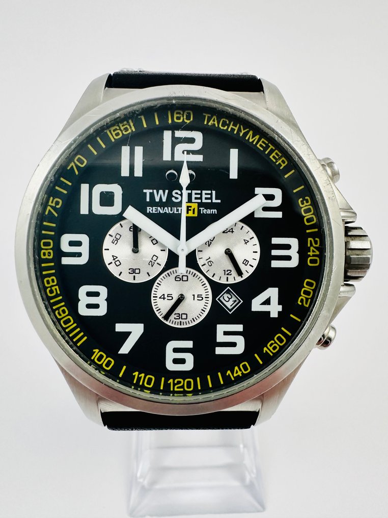 Tw steel top f1 renault watch