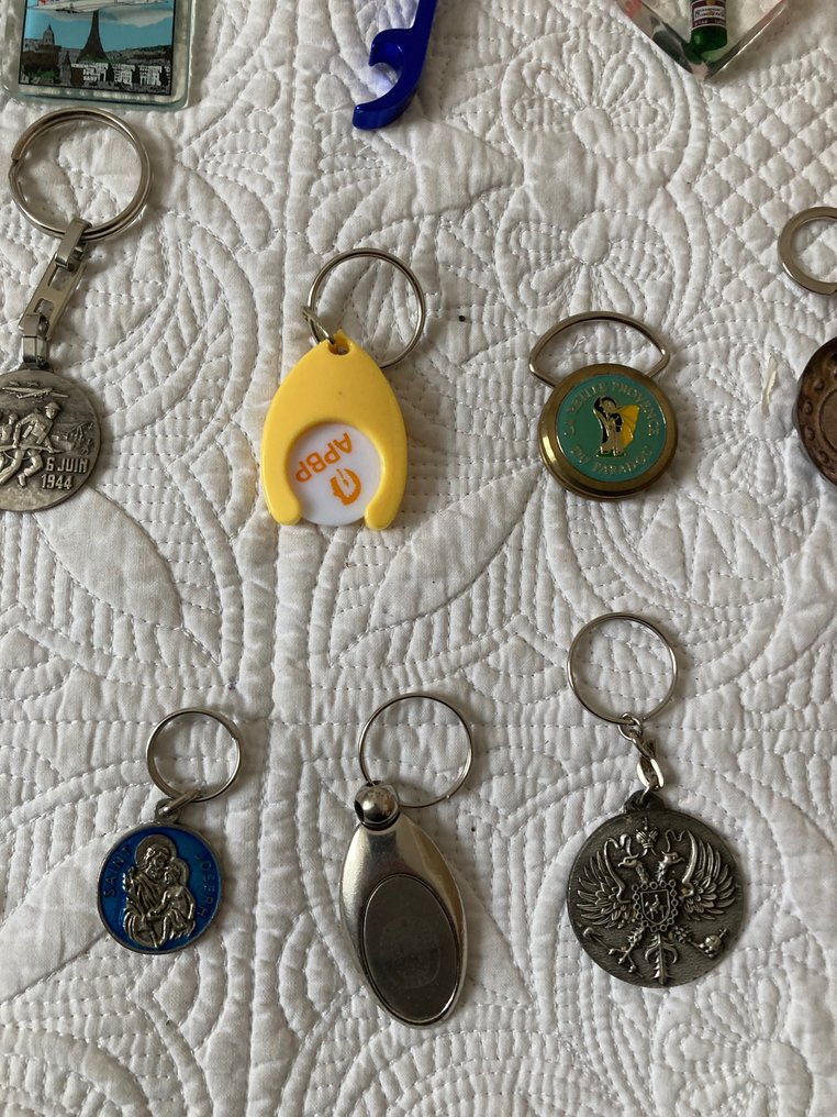 Themed collection - Key ring - Catawiki