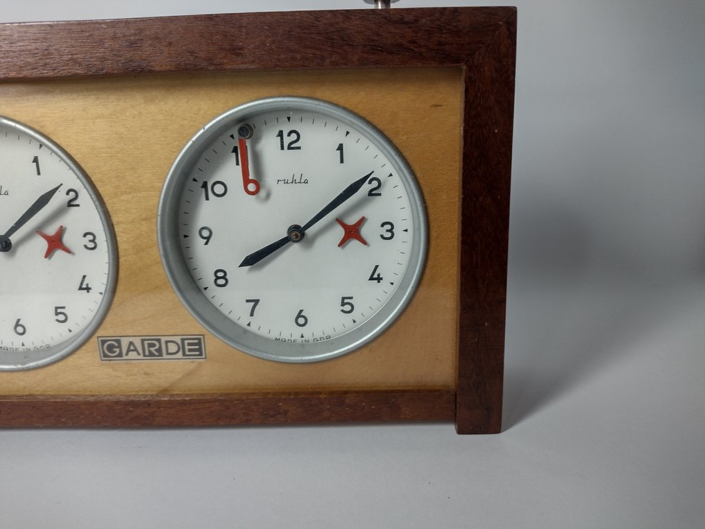 Horloges de table/bureau Horloge pour jeu d’échecs UMF Ruhla Garde championship Bois