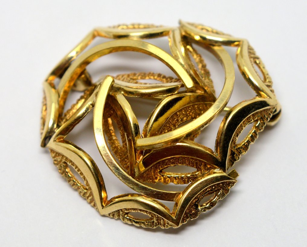 Real gold brooch price deals
