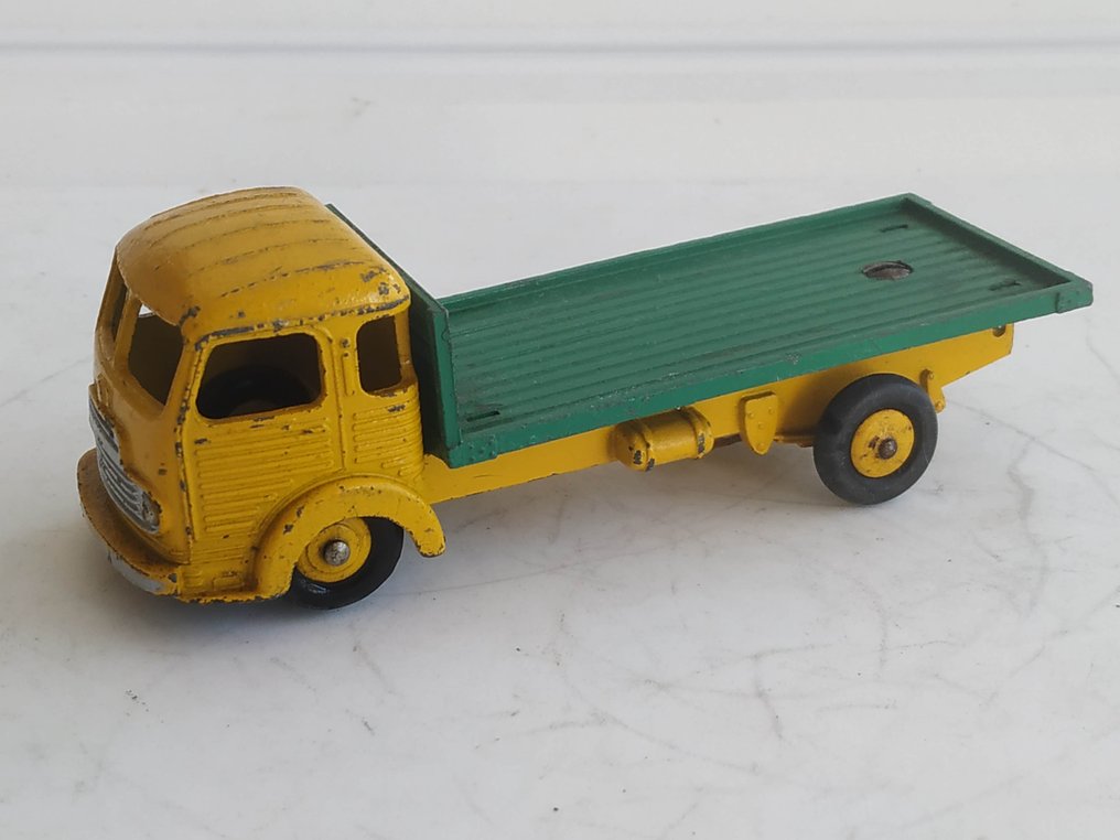Dinky Toys France 1 48 1 Camion miniature First Issue First