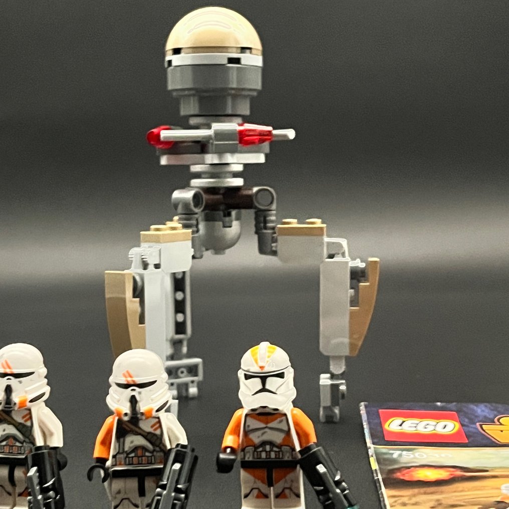 LEGO Star Wars 75036 Utapau Clone Trooper Battlepack 75036 Full Minifigures 2010