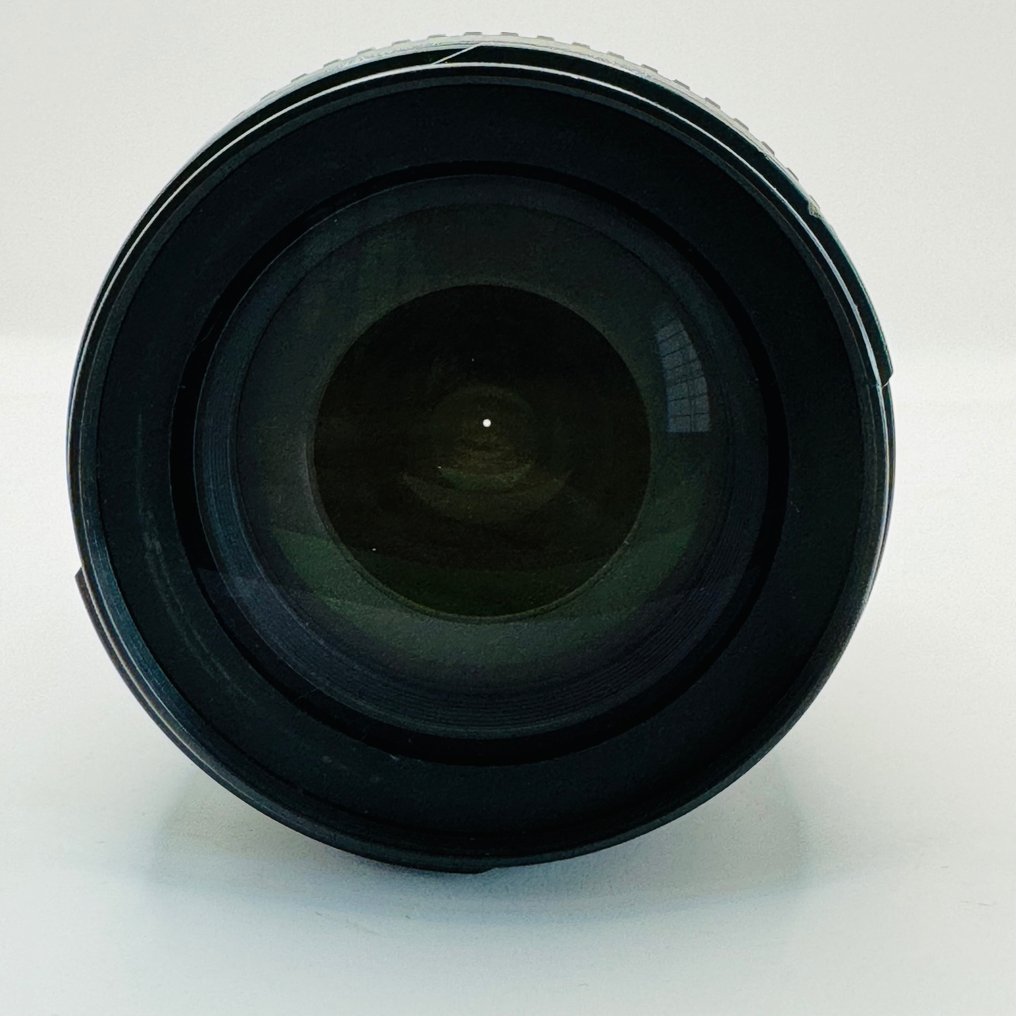 Nikon AF-S DX Nikkor 18-105mm f/3.5-5.6G ED VR Obiettivo per fotocamera ...