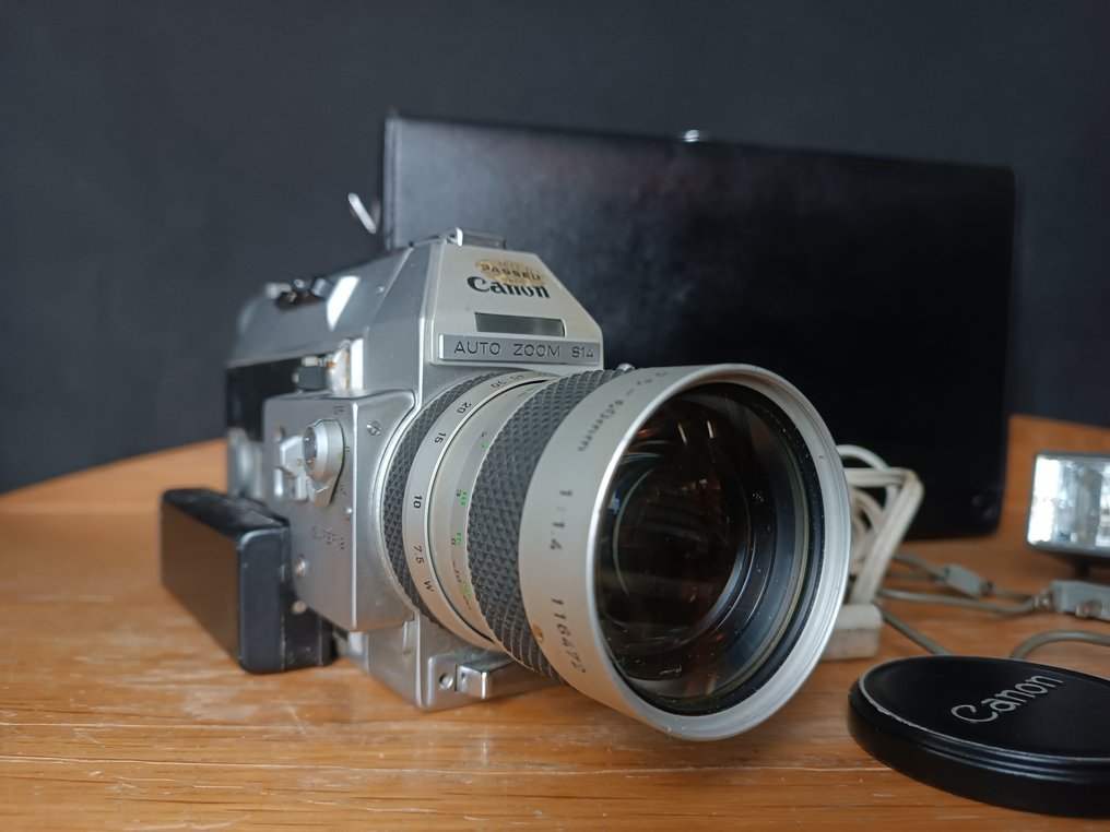 Canon Auto Zoom 814 Super 8 met case Movie camera Catawiki