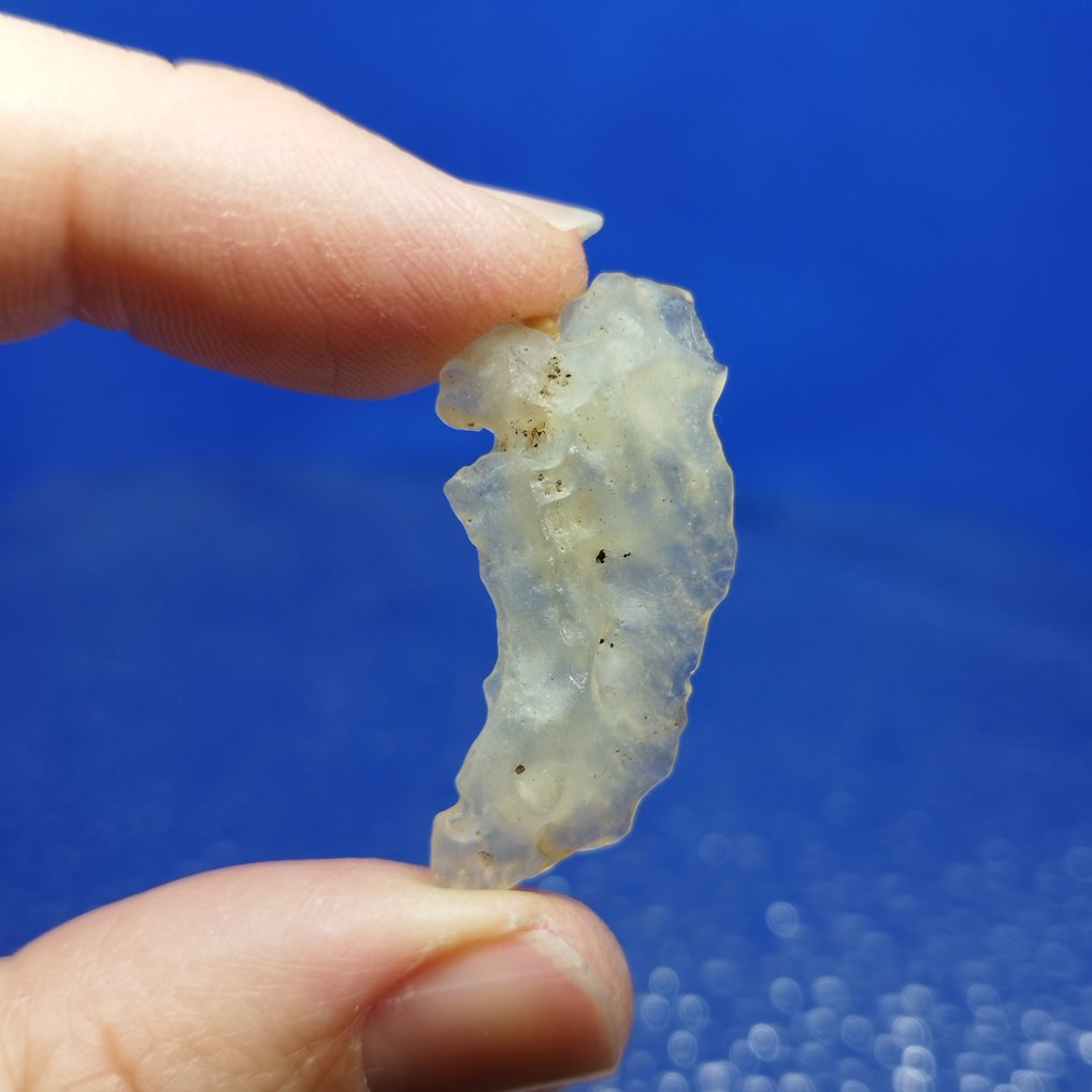 Prehistoric TOOL made with LIBYAN DESERT GLASS Meteorite Impact 26