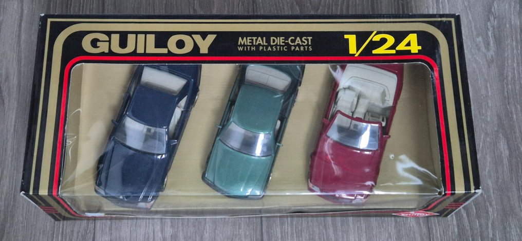Guiloy 1 24 3 Model car Guiloy 3 models in original