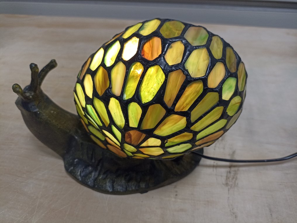 Stained glass hot sale snail lamp