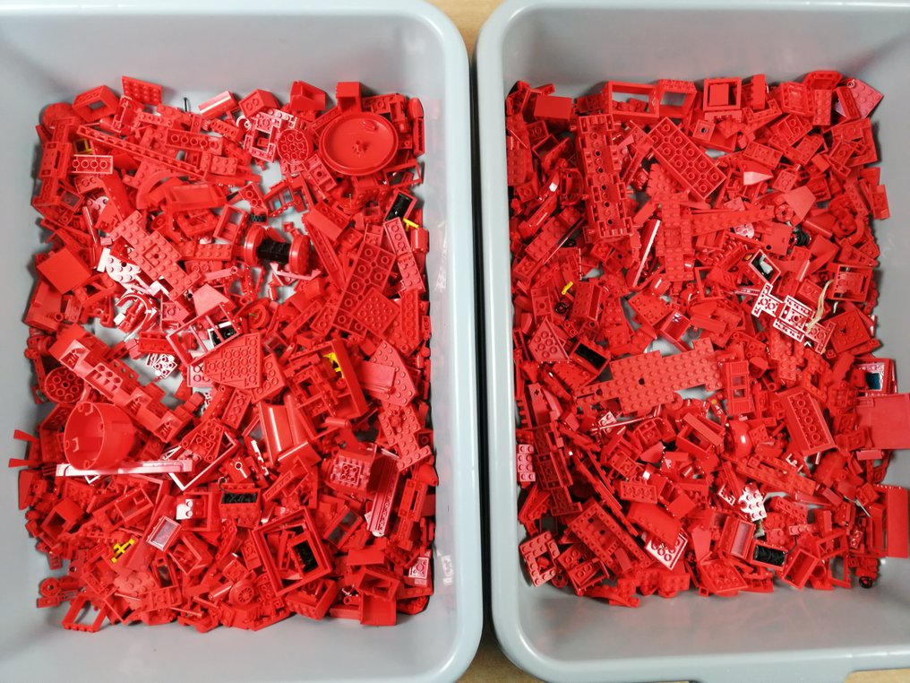 LEGO geen serie Partij van 2,0 kg rode onderdelen 19902000