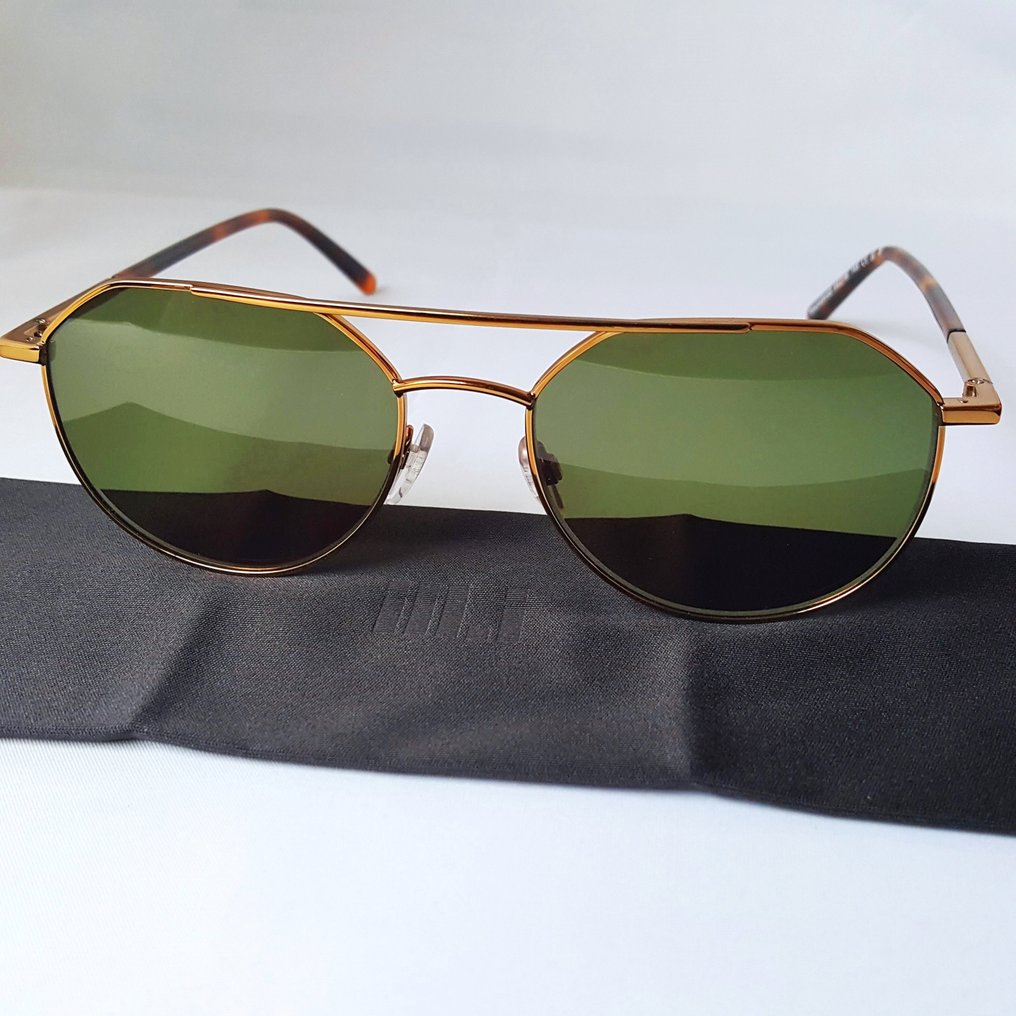Will i sale am sunglasses brand