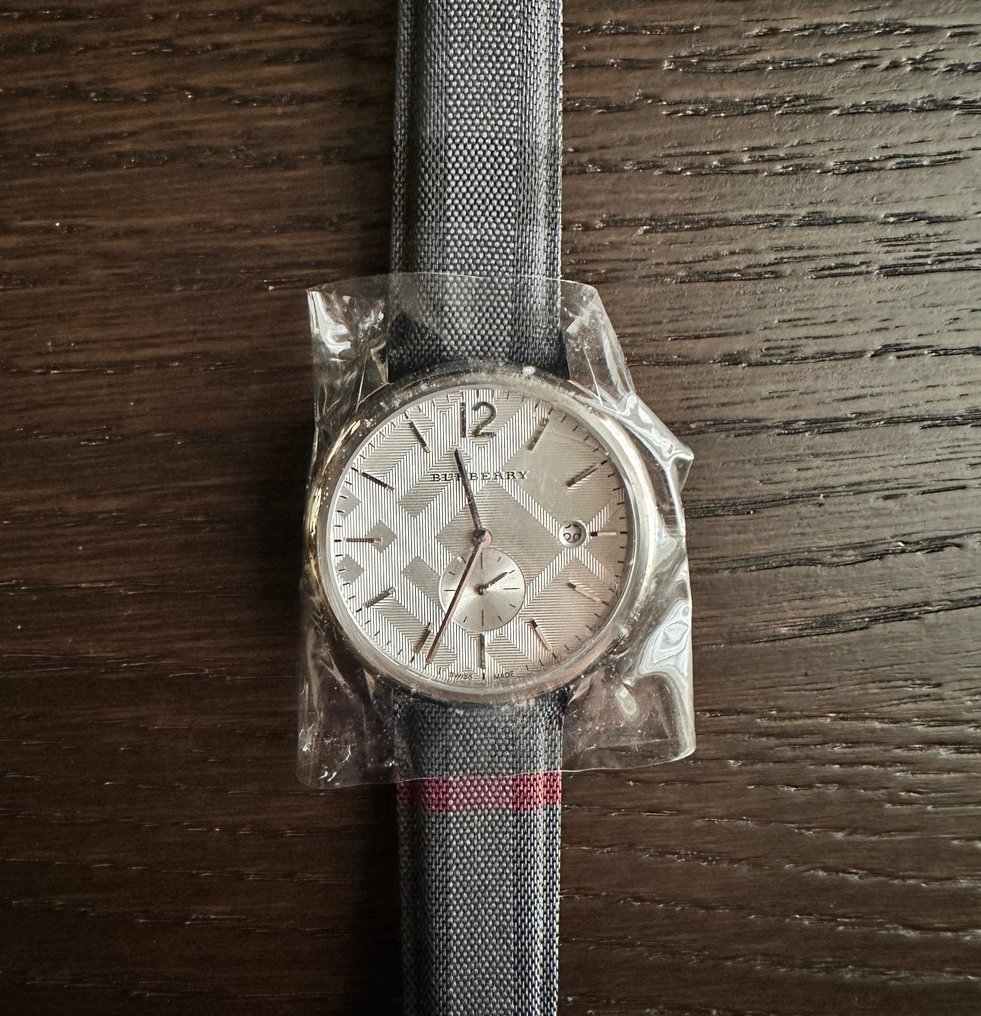 Burberry BU10008 Nessun prezzo di riserva BU10008 Uomo