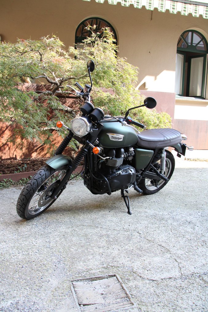 2011 triumph deals scrambler 900