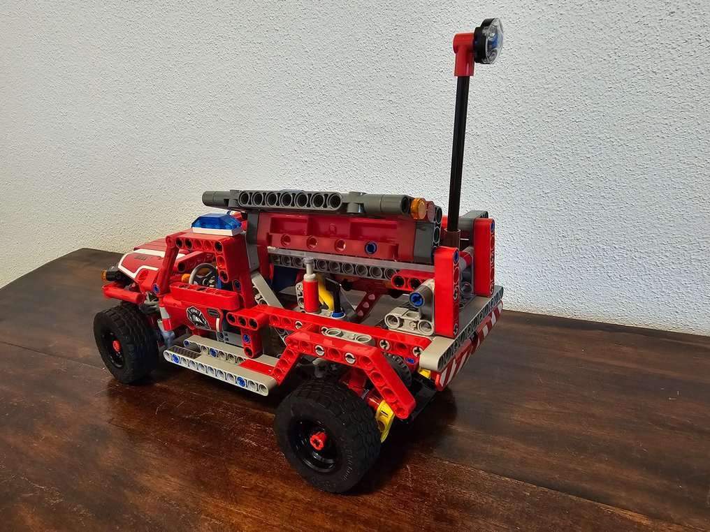 LEGO Technic 42075 Firs Responder Denmark Catawiki