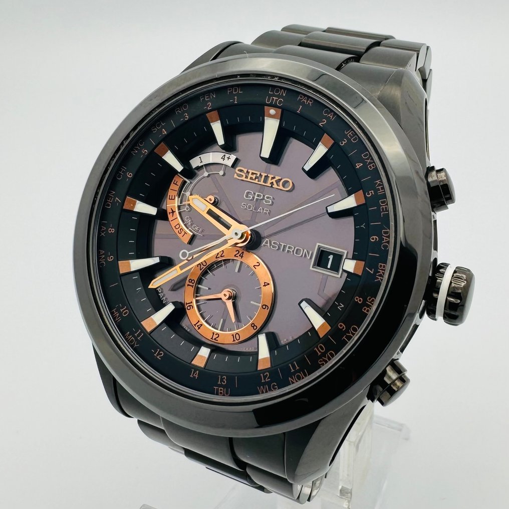 Seiko astron outlet titanium ceramic